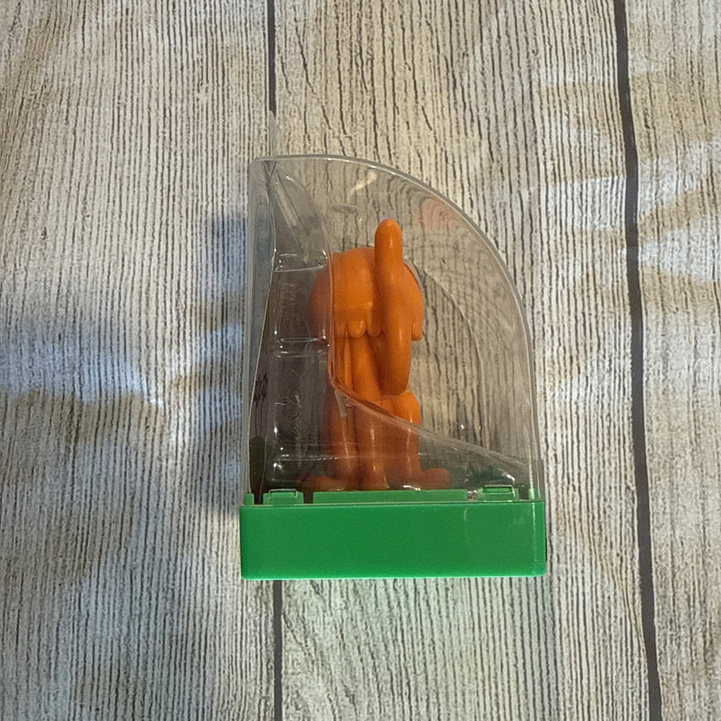 Garten Of Banban Orange Figure 2.5 in Series 1 Stinger Flynn. Sealed.