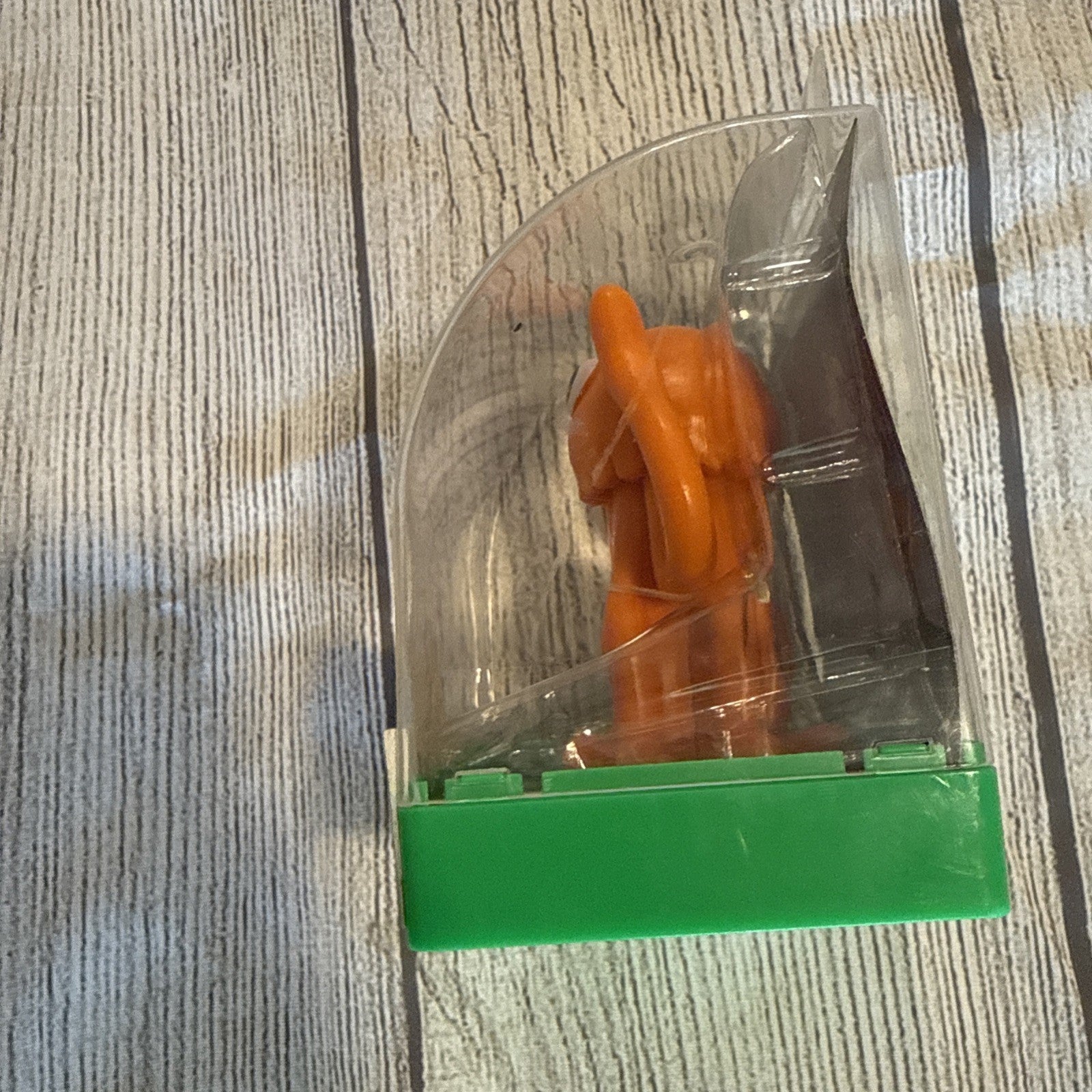 Garten Of Banban Orange Figure 2.5 in Series 1 Stinger Flynn. Sealed.