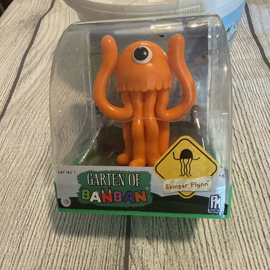 Garten Of Banban Orange Figure 2.5 in Series 1 Stinger Flynn. Sealed.