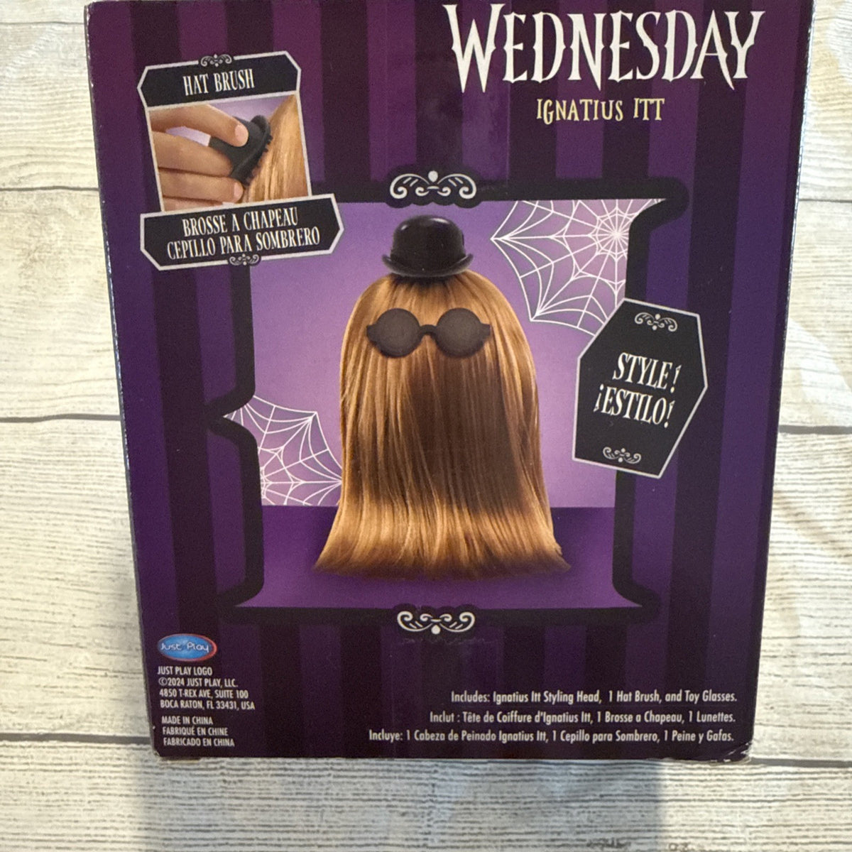 WEDNESDAY Ignatius Itt Styling Head Cousin Brush Glasses MGM Just Play 2022 NEW