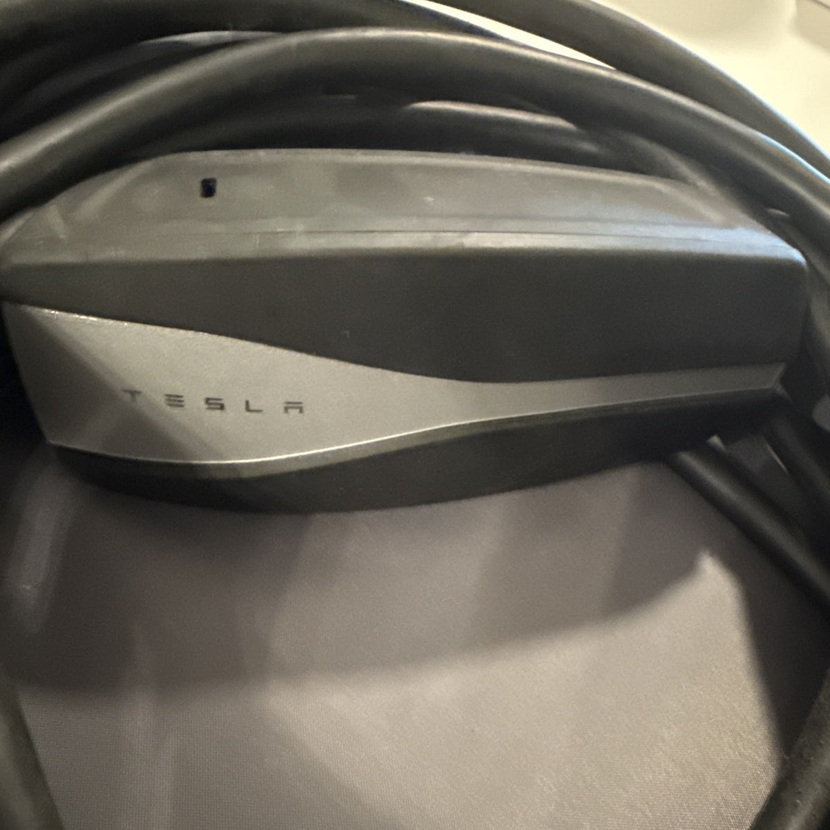 Tesla Gen 2 Mobile Connector Charger for Models S, 3, X, and Y, With Case - USED
