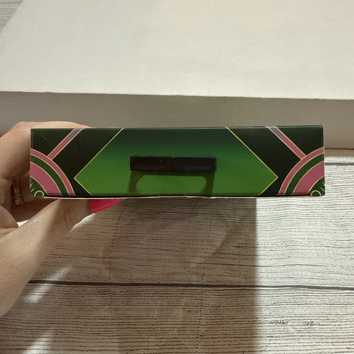Universal Studios Wicked Pink Crown Charging Hub 3-Ports NEW Sealed Package