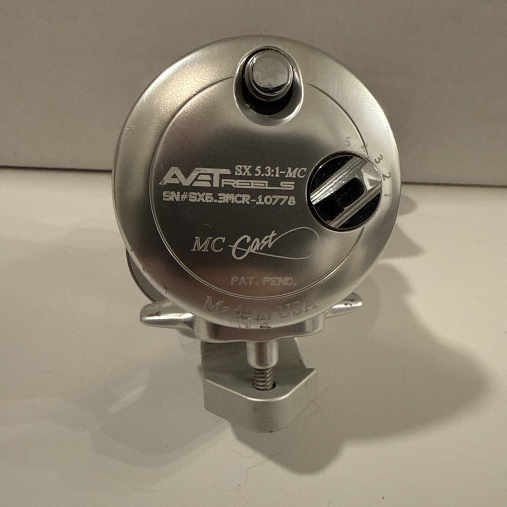 AVET SXJ6/4-MC Cast Salt Water Reel (1102587)
