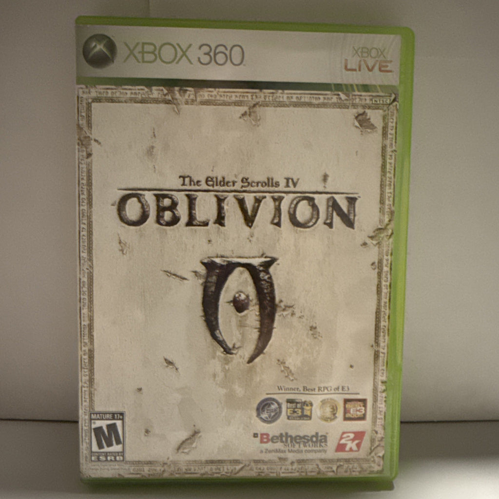 PRE-OWNED The Elder Scrolls IV: Oblivion (Xbox 360) With Manual.