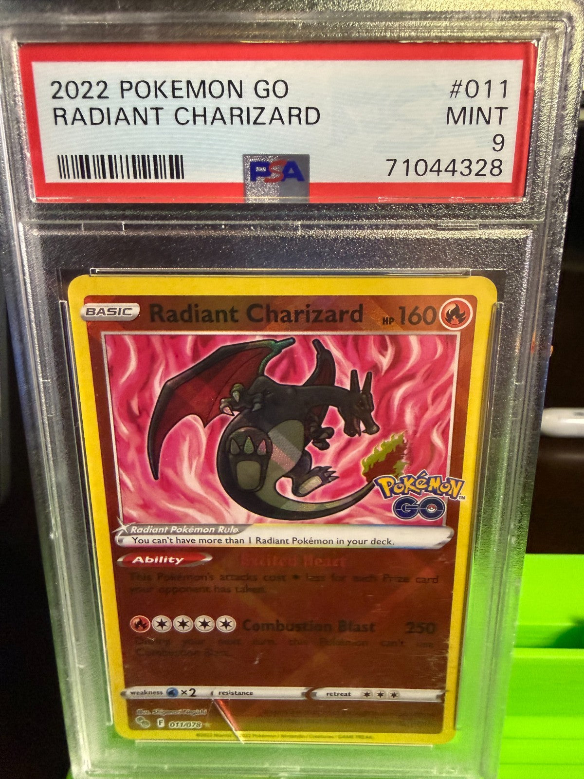 2022 POKEMON GO #011 RADIANT CHARIZARD PSA 9