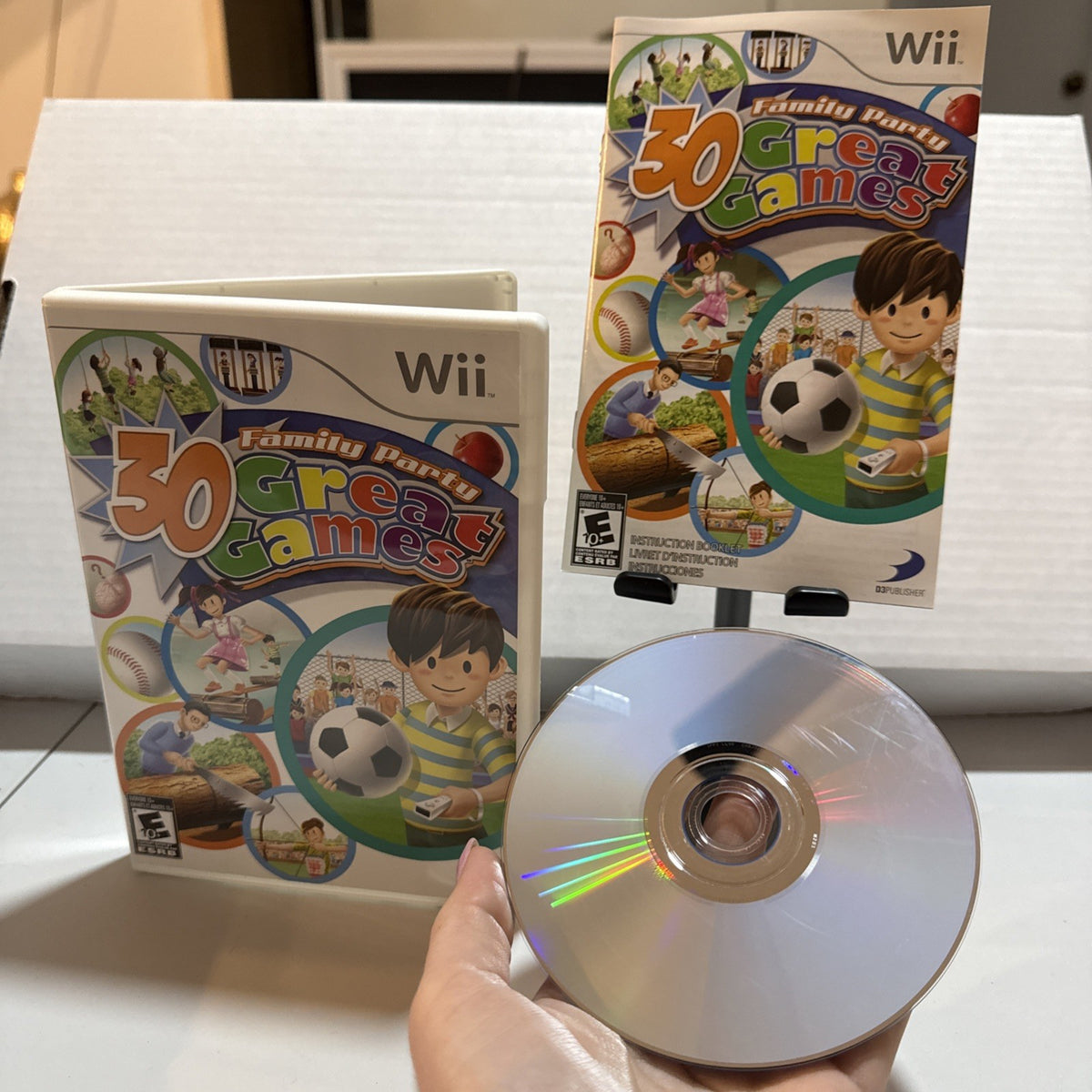 Family Party: 30 Great Games (Nintendo Wii, 2008) Complete CIB