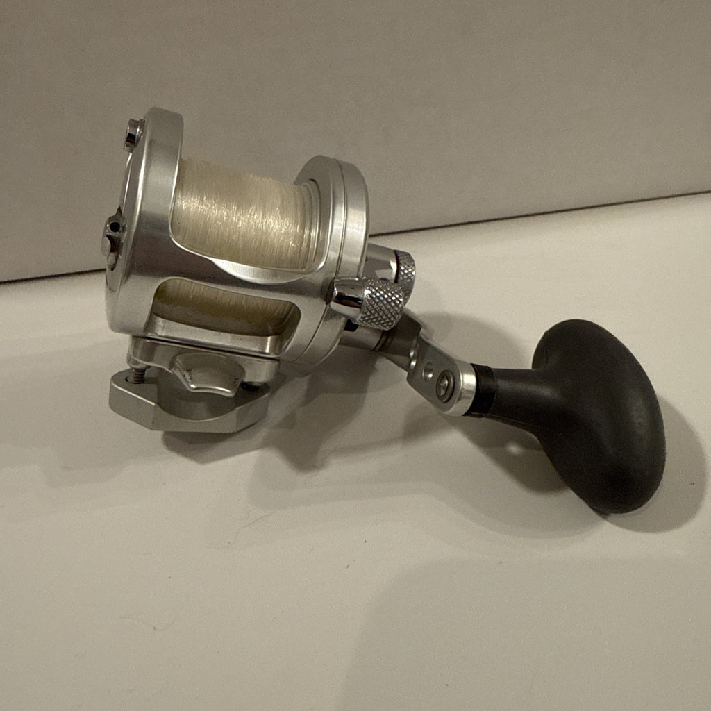 AVET SXJ6/4-MC Cast Salt Water Reel (1102587)